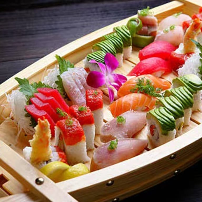 California Roll: A Sushi Delight