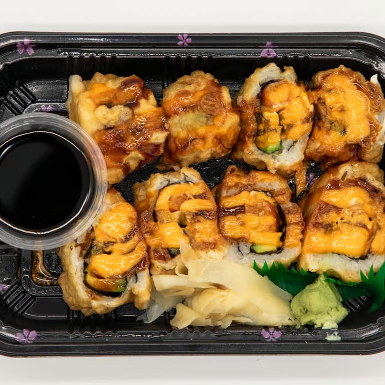 Delicious Tuna Roll Experience